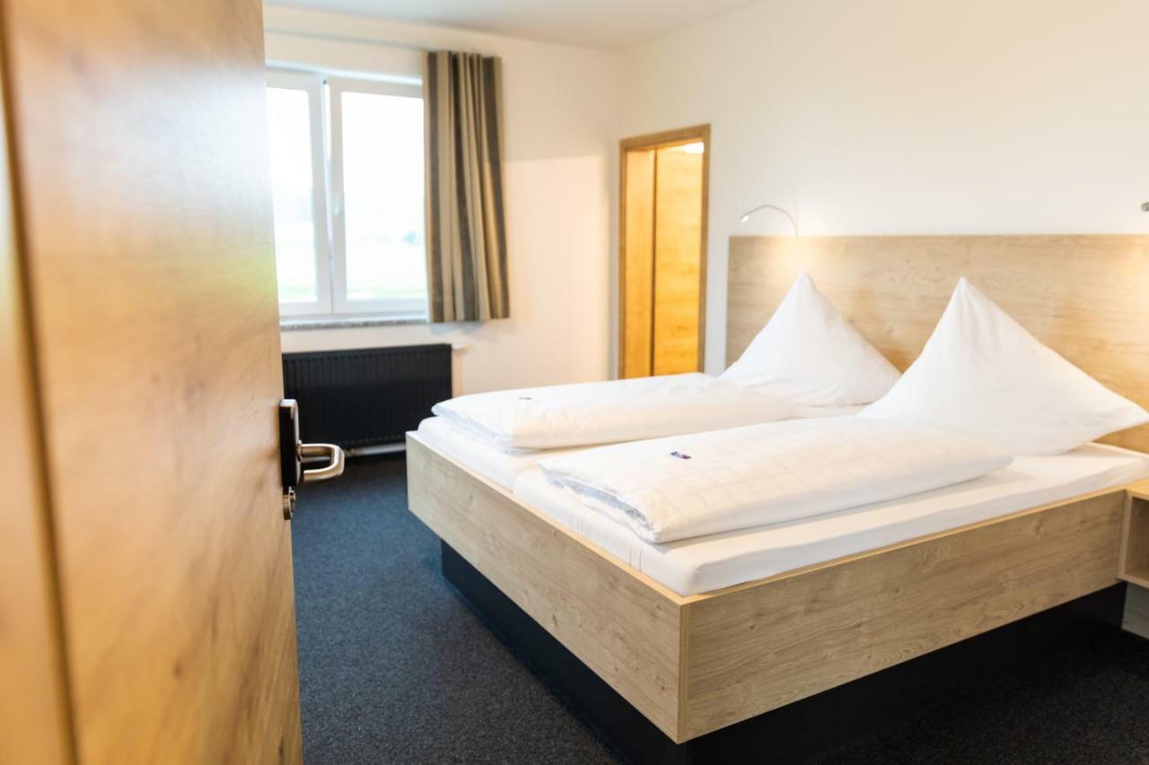 Gasthof Linde - Hotel Blum Unterroth Eksteriør bilde